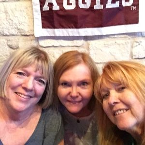 Meet your Posher, Paula